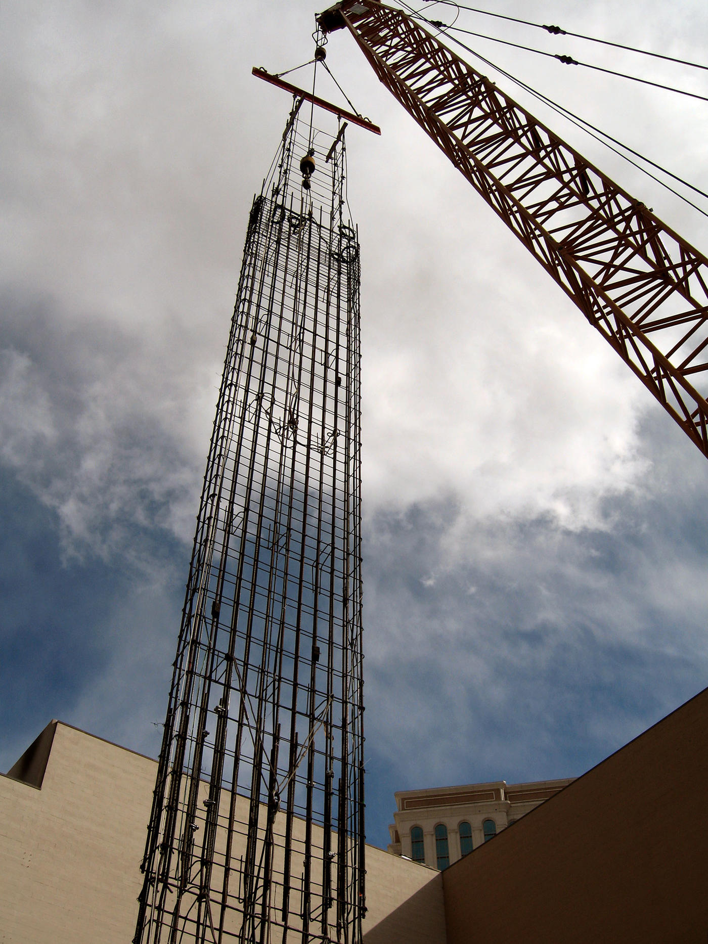 Palazzo Condo Tower Slurry Wall cage